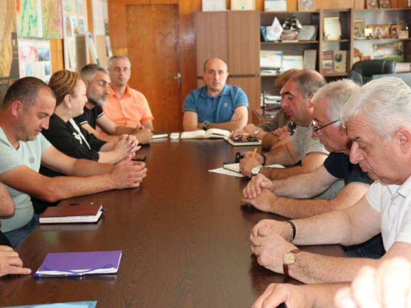 ცაგერის მუნიციპალიტეტის მერიაში სამუშაო შეხვედრა შედგა